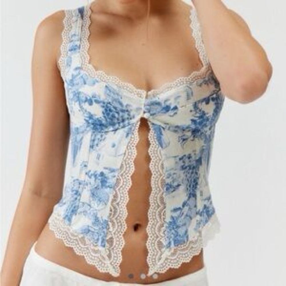 Urban Outfitters Out From Under Dolce Verano Corset Flyaway Top